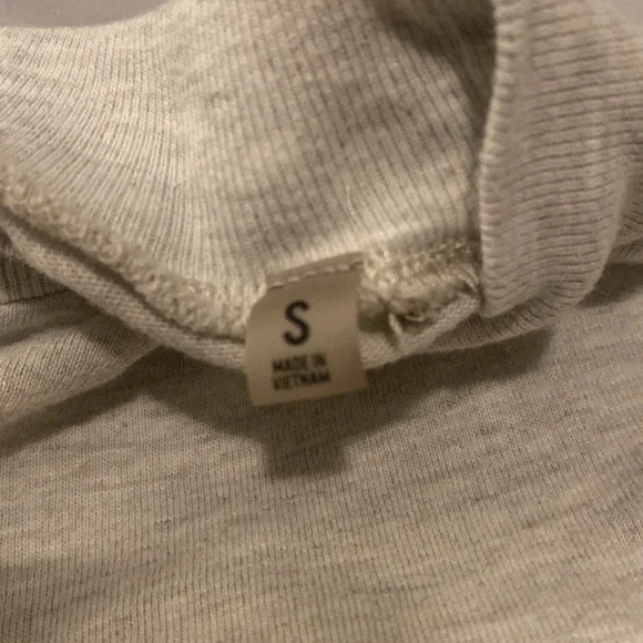 Size S Fear of God Essentials ‘1977’ Tee - Picture 6 of 6